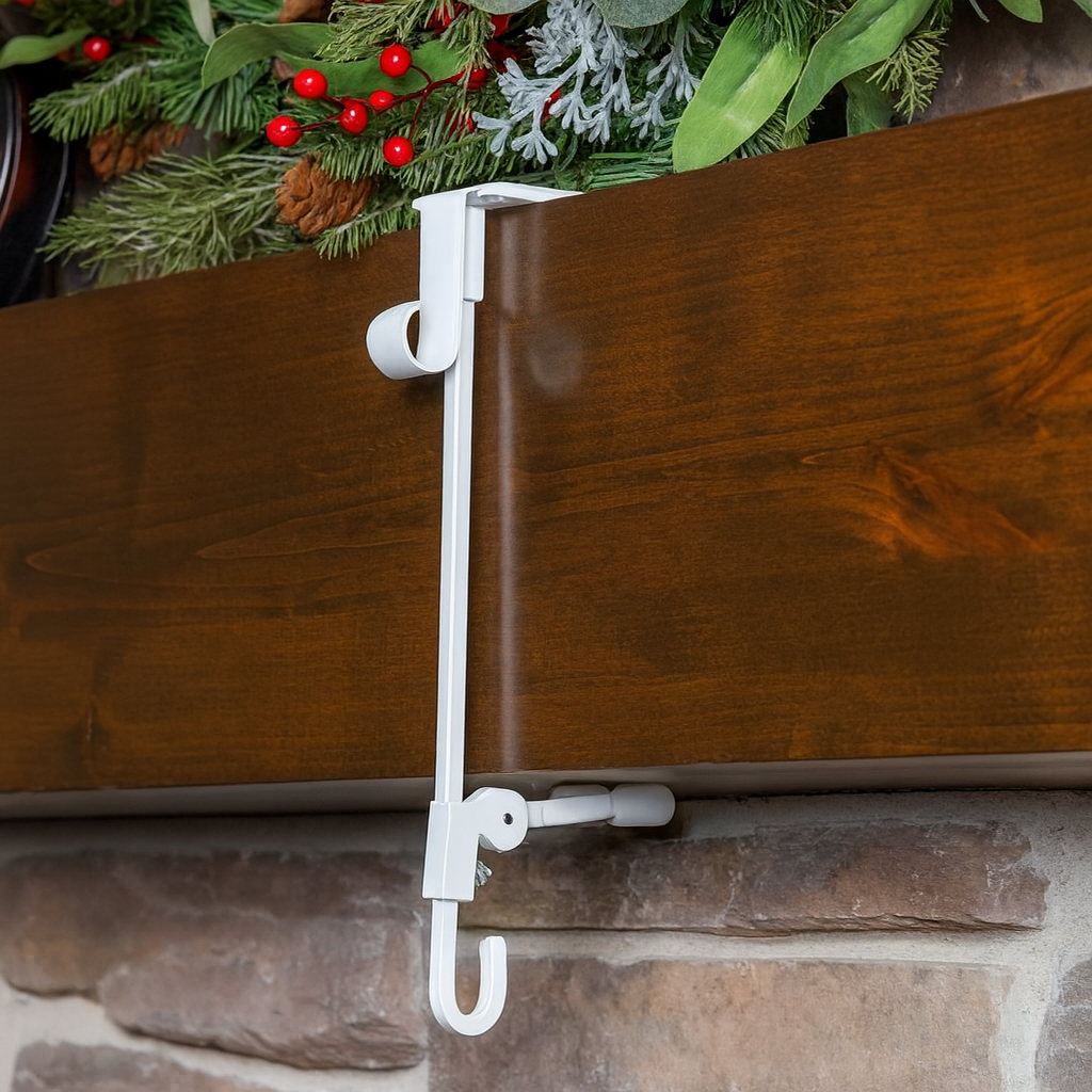 Retractable adjustable hook