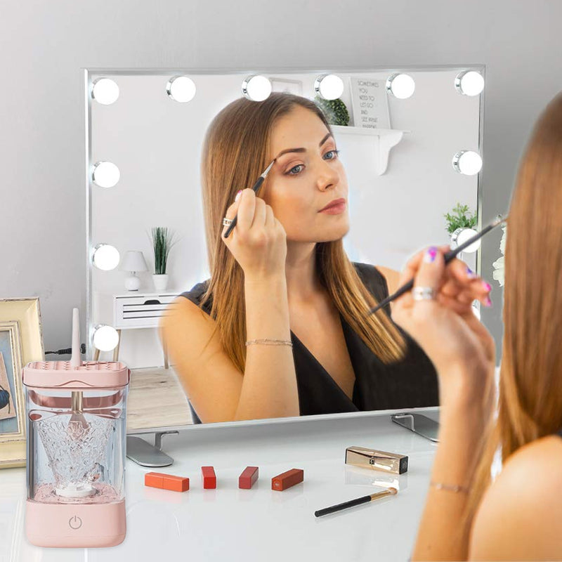 Electric makeup tool cleaner